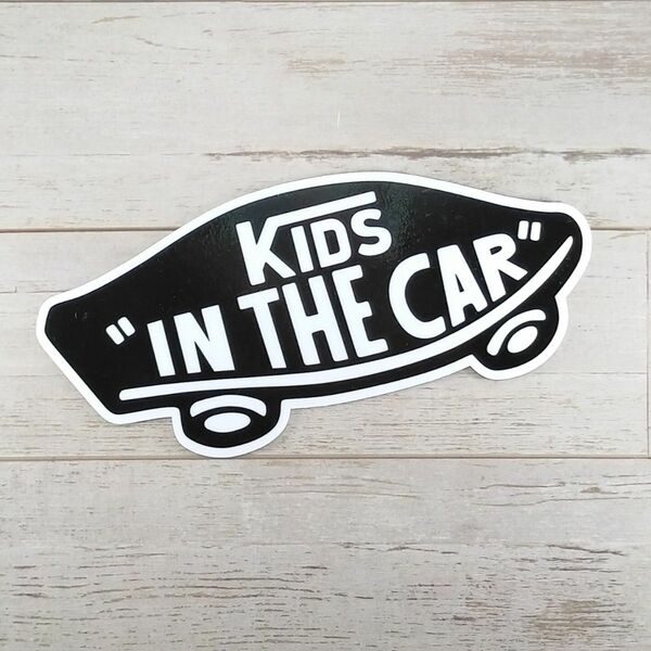 KIDS IN CARマグネットステッカー VANS キッズインカー