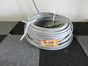 棚13・A5501　富士電線 VVF ケーブル 　100m　 3ｘ2.0mm 　約16.4kg　2023年12月製造　現状品　未使用品