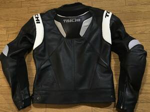 RS TAICHI VENTED 牛革/牛革パンチングレザー レーシングJKT 良品 XLサイズ 身長174-178cm 肩肘背パッド/防風インナー付 背コブパッド装備