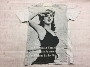 Putielal レトロ オールド・ムービー総柄 古着 ヨーロピアン 半袖Tシャツ カットソー レディース M グレー