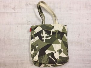 ルートート ROOTOTE アート モダン 迷彩カモフラ キャンバス トート バッグ かばん 内ポケット付き 男女兼用 生成り/カーキ