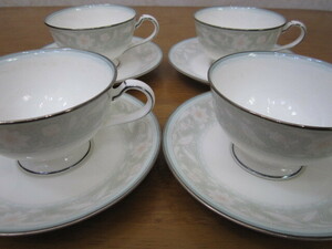 1円から Noritake ノリタケ　カップ　ソーサー　４客セット　まとめて　コーヒーカップ　ティーカップ　難有り品　欠けあり　長期保管品