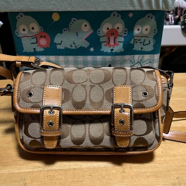 COACH シグネチャー ショルダーバッグ