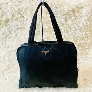 美品＊PRADA トートバッグ A4 肩掛 ビジネス ハンド 三角ロゴ ナイロン プラダ 大容量 ブラック ネロ 鞄 かばん bag PC パソコン 通勤 通学