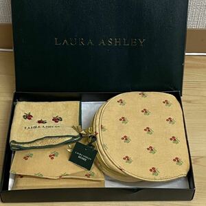LAURA ASHLEY Laura Ashley gift set pouch pocket tissue holder Mini towel handkerchie no.131