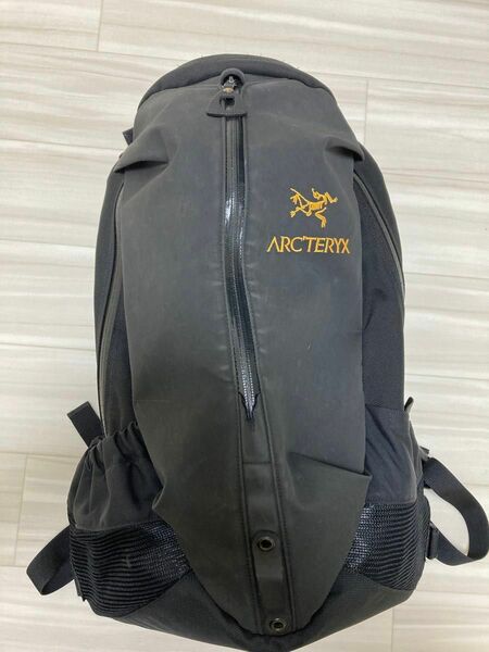 【最終】ARC’TERYX アロー22 中古品