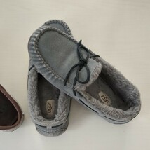 UGG　アグ　ドライビングシューズ　モカシン　スリッポン　ムートンシューズ　2足セット_画像3