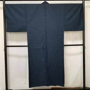 【桐徳】即決品*紳士物☆御年玉*期間限定*10％引き｛ウ-ル*単衣着物｝*丈146-裄71＊濃紺色地に藍色糸と薄茶色糸での小格子調*№6382