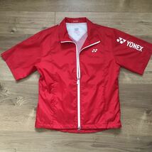 YONEX LADIES ヨネックス ウィンドブレーカー 赤　美品　タグ浮き有　男女共有？_画像1