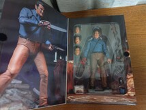 NECA 死霊のはらわた リターンズ アッシュ / Ash vs Evil Dead 7インチ アルティメット アクションフィギュア_画像2