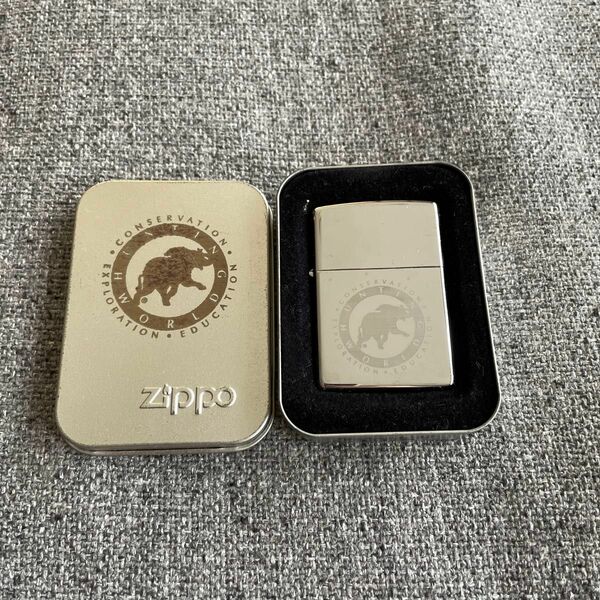 新品　ZIPPO ハンティングワールド