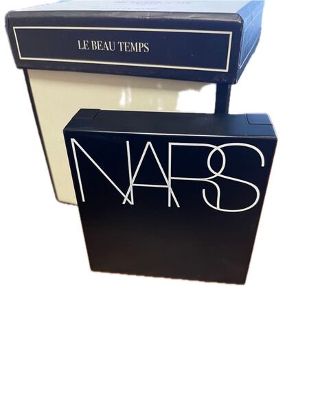 NARS ファンデーション　ケース単体