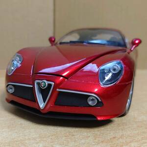 1/18 Alpha Romeo 8C Alfa 8C Conpetizione red WELLY made die-cast made minicar used 