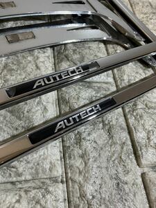 日産純正ナンバーフレーム フーガ エルグランド ステージア キューブ セレナ オーテック AUTECH純正ナンバーフレーム AUTECH