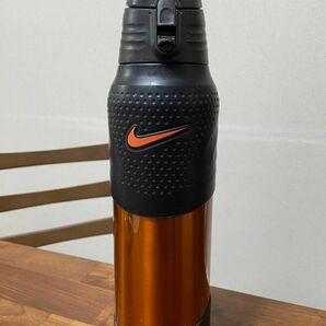 ナイキ　サーモス　水筒　1.4リットル NIKE ステンレスボトル　大容量