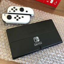 【美品】任天堂 ニンテンドー スイッチ Nintendo switch 有機ELモデル ホワイト HEG-S-KAAAA 家電量販店の印あり(2023年9月3日)◆No5272_画像5