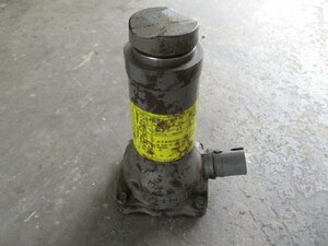 中古品　WAKO　ワコー　和光工業　ねじ式ジャッキ　MAX1500KG　1.5ｔ用　（P-16）