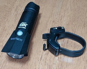 ★USED★GENTOS USB充電式自転車用ヘッドライト XB-357RE