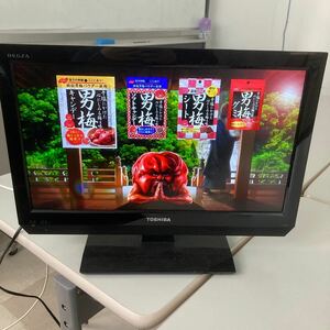 【送料無料】液晶テレビ TOSHIBA 東芝 19B3 2011年製 リモコン付 