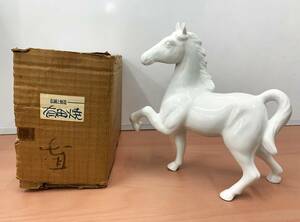 1円〜 美品 十二支 干支 午の置物 有田焼 程度良好縁起　骨董　アンティーク　掘り出し物　レア　美術品