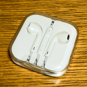 Apple iPhone 純正 付属 イヤフォン アップル イヤホン 3.5mm ジャック EarPods with Remote and Mic