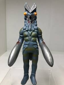 ウルトラ怪獣ソフビ　バルタン星人　２０１３　★即決★ 中古品 円谷プロ