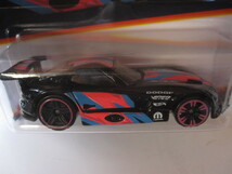 HW ネオンスピード　SRT VIPER GTS-R　1/64　新品未開封 【同封可】_画像2