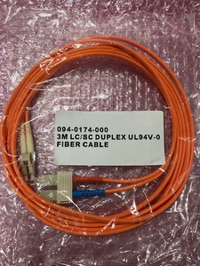 ★　未使用　ファイバーケーブル　Juniper　094-0174-000 3M LC/SC DUPLEX UL94V-0　★