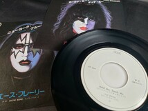 ★高音質★ 超音波洗浄済 神レア非売品 kiss A面 ポール・スタンレー B面エース・フレーリー 極美 検 iron maiden led zeppelin MEGADETH _画像1