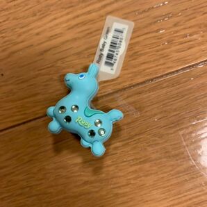クロックス ジビッツ チャーム キティー