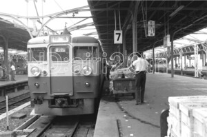 R0021-2【古い 鉄道 白黒 モノクロネガ】35mm 6コマ◇昭和39年 急行まつしま 急行みやぎの ※鉄道 駅 電車 汽車 蒸気機関車