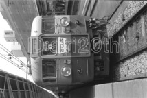 R0005-1【古い 鉄道 白黒 モノクロネガ】35mm 6コマ◇昭和40年代～50年代 急行たてしな 特別快速おくたま ※鉄道 駅 電車 列車 蒸気機関車_画像2