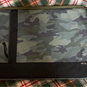 パソコンバッグ 迷彩