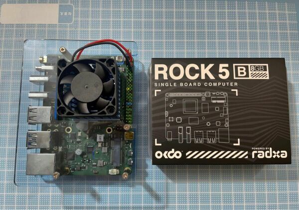 Rock 5B 8GB + 専用ヒートシンク・ケース