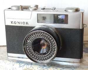 可動品 KONICA ＥＥmatic KONICA EE-MATIC（EEマチック）は、コニカ初のEEカメラです。