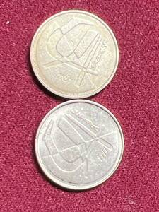 スペイン　小型アルミブロンズコイン　2枚