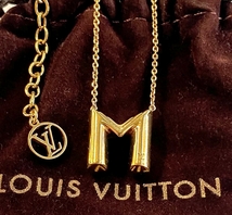 【即決】 Louis Vuitton ルイ・ヴィトン ネックレス M61068 LV&ME M ゴールドカラー GP 約63cm 11.6g_画像1