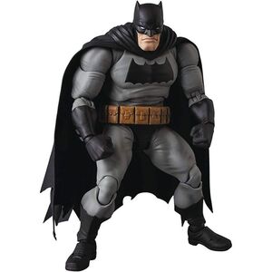 MAFEX マフェックス BATMAN (The Dark Knight Returns) 全高約160mm 塗装済み アクションフィギュア