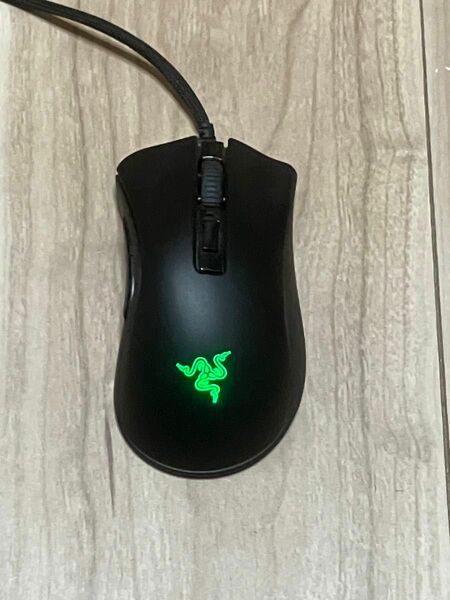 Razer DeathAdder V2 Mini ゲーミングマウス