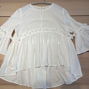 FURRY RATE ファーリーレート フリルブラウス