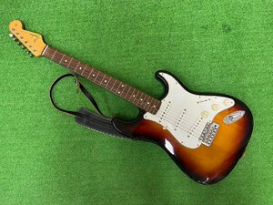 【中古品】『2-354』Fender　JAPAN　Nシリアル フェンダー 弦楽器 エレキギター STRATOCASTER ストラトキャスター