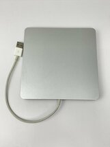 950【動作確認済】 Apple USB SuperDrive MD564ZM/A A1379 外付けDVDドライブ シルバー_画像1