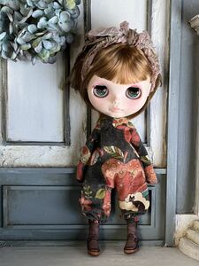 猫ときのこと林檎のロンパース 6 ブライスさんのお洋服　* アウトフィット * 洋服 * Blythe * ブライス サイズ * outfit *