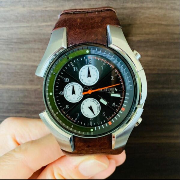 DIEZEL ディーゼル　腕時計　メンズ　DZ4128 ほぼ新品