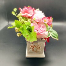 【レトロ】 造花 犬 薔薇 飾り 置き物 陶器 花瓶 花壺 ヴィンテージ アンティーク 洋風 インテリア ワンコ わんこ 動物 小物_画像2