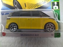 【Hot Wheels】ホットウィール・フォルクスワーゲン　ID . BUZZ新型モデル新品未使用未開封・人気のイエロー＆ホワイトのツートンカラー。_画像2
