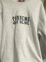 supremeクルーネック XL ランドリー済み。　店舗購入　シンプル_画像1