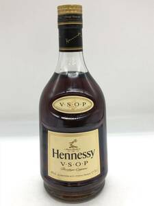 0220-009S⑯23117　お酒 700ml 40% Hennessy VSOP ヘネシー プリヴィレッジ コニャック ブランデー 未開栓