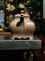 ◆羽彰・古美術◆A8617 時代朱泥 急須 在銘 /紫砂 煎茶道具 朱泥 茶壺_画像3