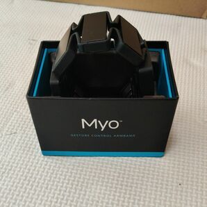 Thalmic Labs Myo Gesture Control Armband MYOD5